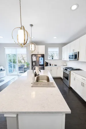 $750,000 | 1209 Parker Drive, Glenview, IL 60025