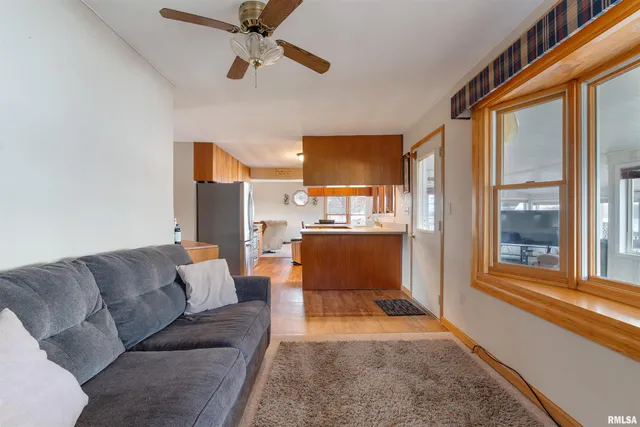 $129,900 | 4523 South Concord Street, Davenport, IA 52802