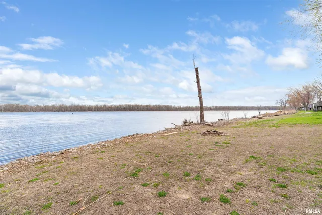 $129,900 | 4523 South Concord Street, Davenport, IA 52802