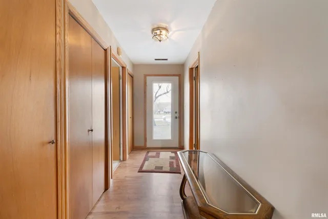 $129,900 | 4523 South Concord Street, Davenport, IA 52802