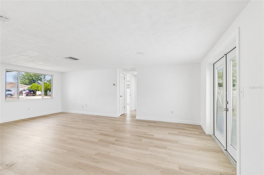 3410 Darlington Road Holiday, FL 34691 - Photo 6 of 21