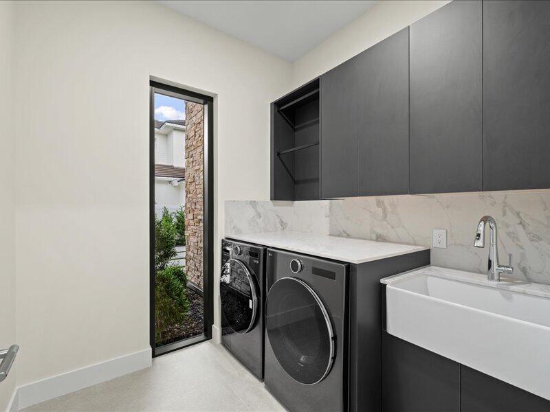 224 Northwest 11th Street Boca Raton, FL 33432 - Photo 21 of 69 25-224 NW 11th St, Boca Raton-46
