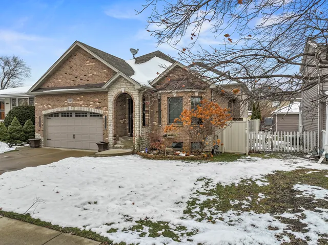 $4,000 | 9743 Oak Park Avenue, Oak Lawn, IL 60453