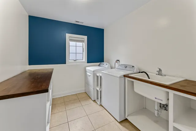 $4,000 | 9743 Oak Park Avenue, Oak Lawn, IL 60453