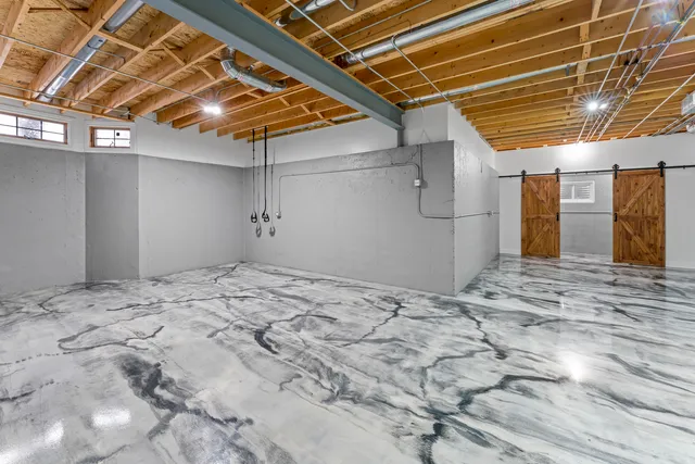 $4,000 | 9743 Oak Park Avenue, Oak Lawn, IL 60453