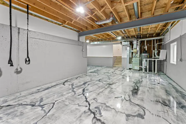 $4,000 | 9743 Oak Park Avenue, Oak Lawn, IL 60453