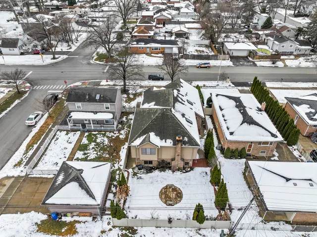 $4,000 | 9743 Oak Park Avenue, Oak Lawn, IL 60453