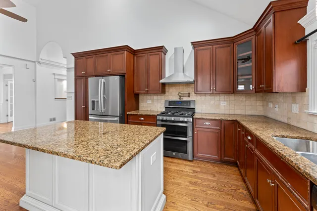 $4,000 | 9743 Oak Park Avenue, Oak Lawn, IL 60453