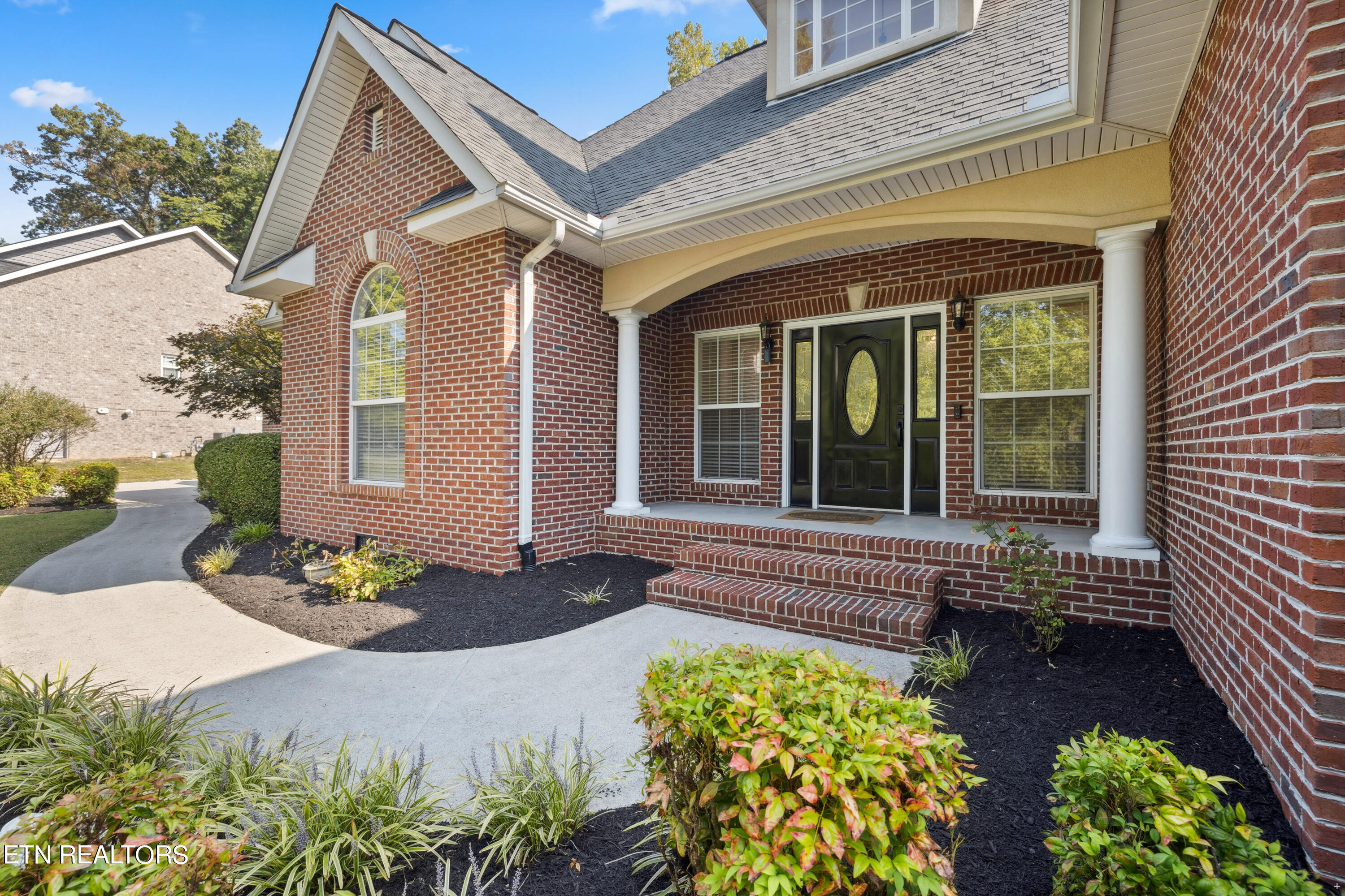 408 Alpine Drive Clinton, TN 37716 - Photo 3 of 35 Positive Perceptions-4