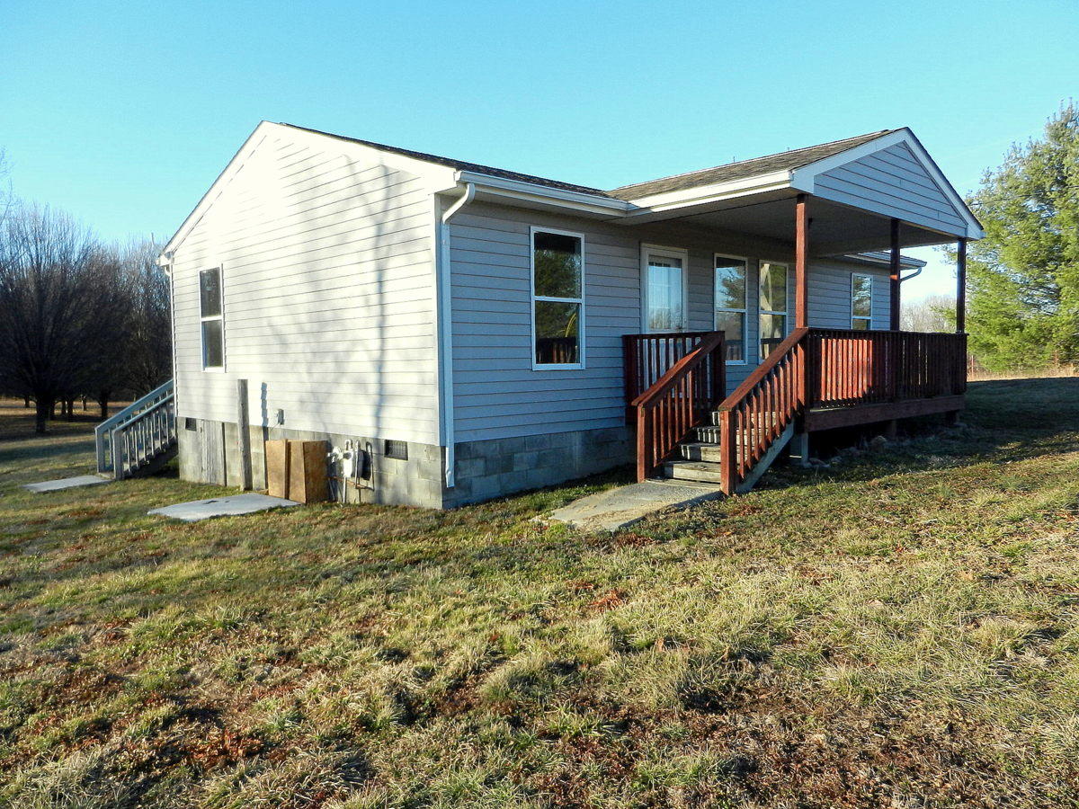 547 Pea Ridge Road Sunbright, TN 37872 - Photo 17 of 17 01-DSCN3491