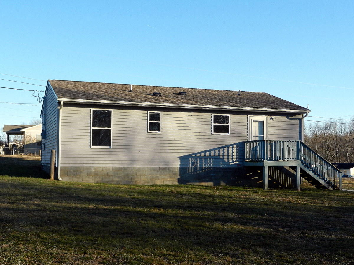 547 Pea Ridge Road Sunbright, TN 37872 - Photo 4 of 17 06-DSCN3499