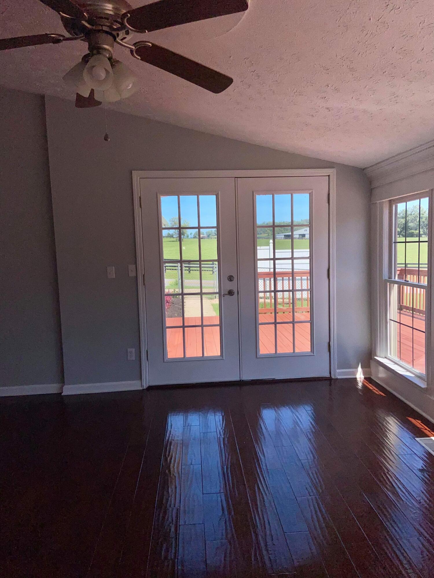 21 Ferry Road Somerset, KY 42503 - Photo 49 of 76 f69
