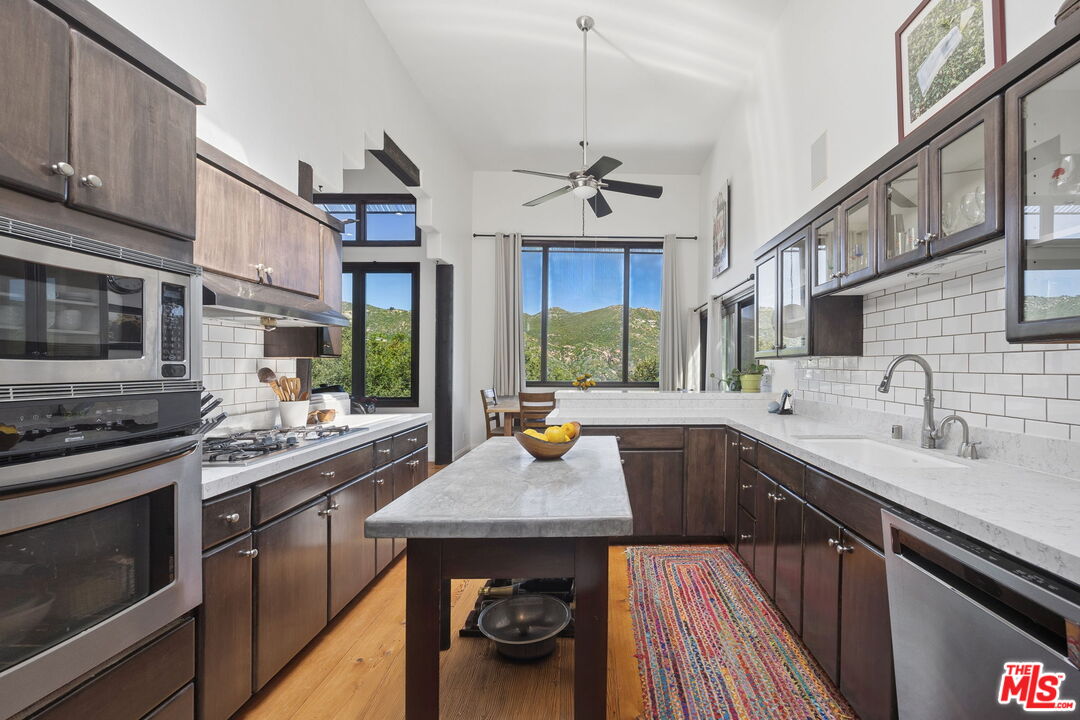 26311 Fairside Road Malibu, CA 90265 - Photo 13 of 40