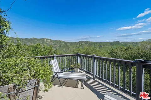 $2,825,000 | 26311 Fairside Road, Malibu, CA 90265