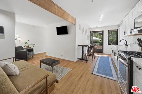 $2,825,000 | 26311 Fairside Road, Malibu, CA 90265