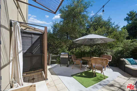 $2,825,000 | 26311 Fairside Road, Malibu, CA 90265