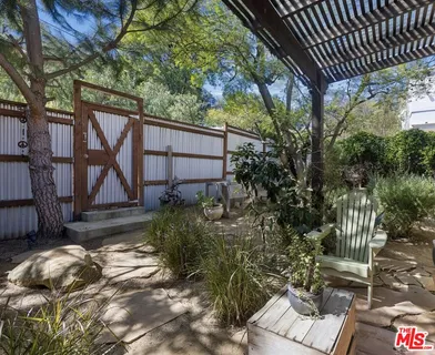 $2,825,000 | 26311 Fairside Road, Malibu, CA 90265