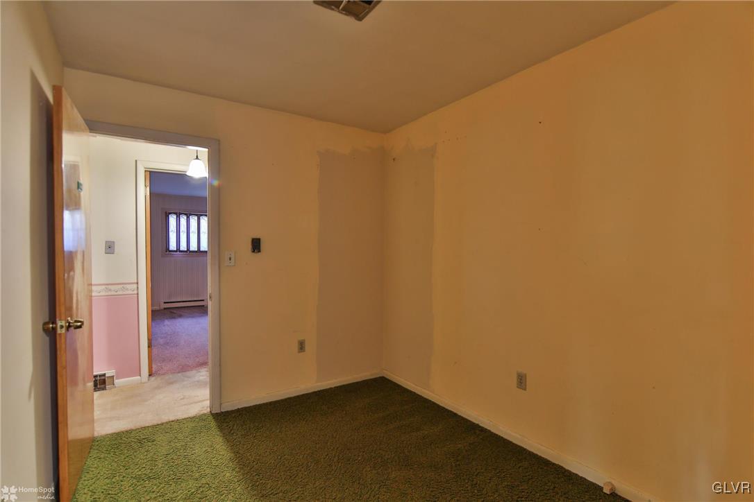 3720 Carter Road Bethlehem, PA 18020 - Photo 17 of 49 Gallery Image 17