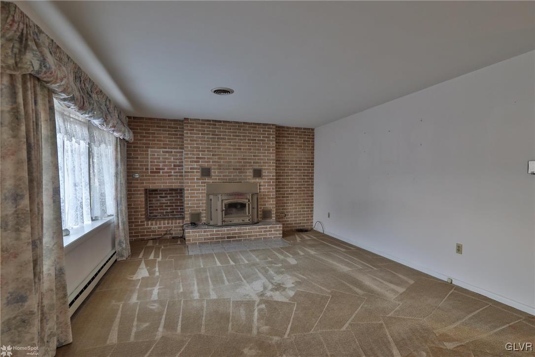 3720 Carter Road Bethlehem, PA 18020 - Photo 3 of 49 Gallery Image 3