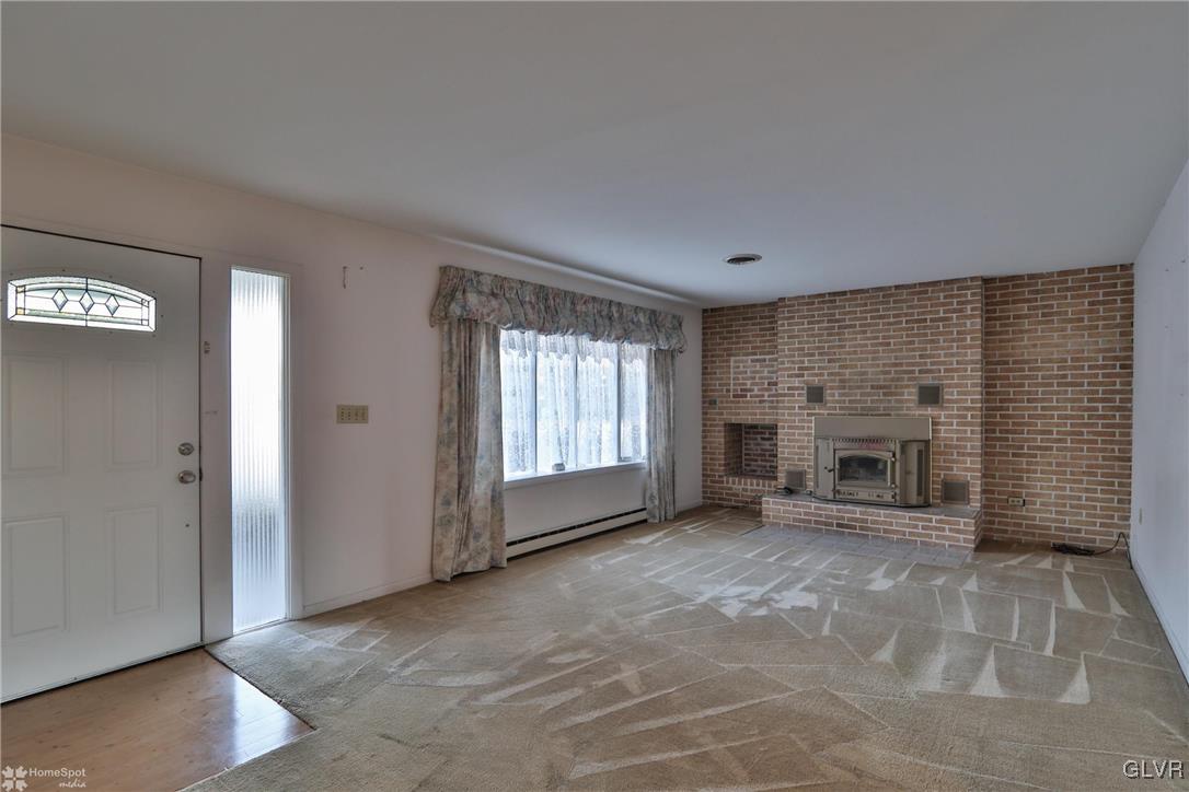 3720 Carter Road Bethlehem, PA 18020 - Photo 5 of 49 Gallery Image 5