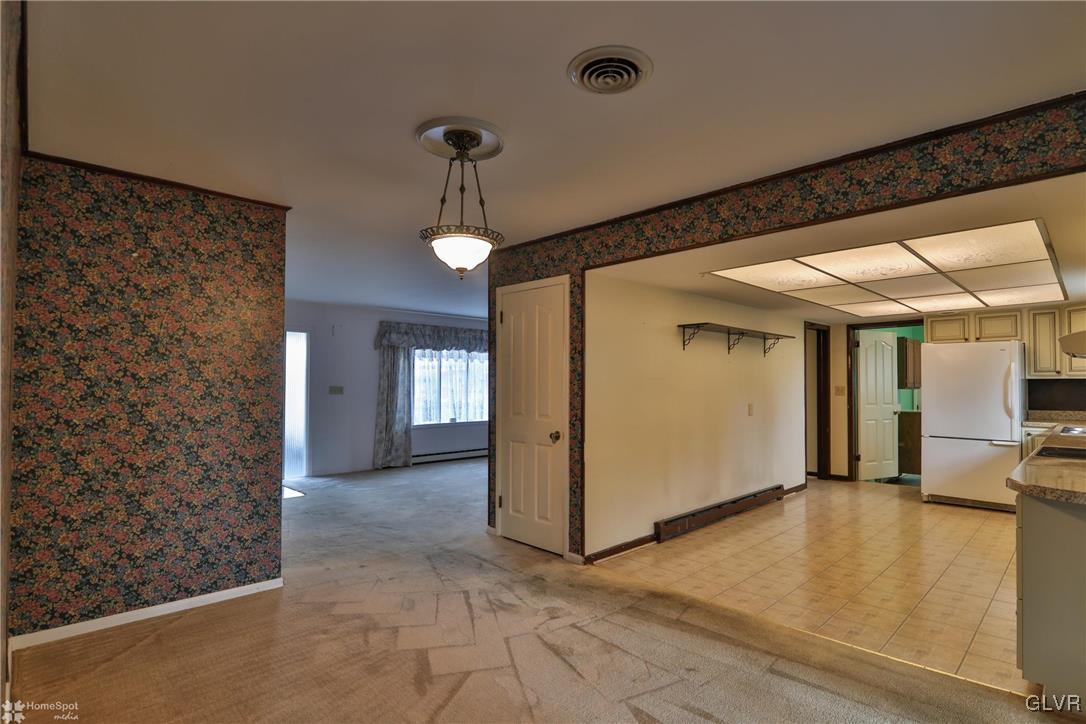3720 Carter Road Bethlehem, PA 18020 - Photo 10 of 49 Gallery Image 10