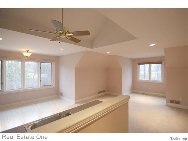 32400 Rock Ridge Lane Farmington Hills, MI 48334 - Photo 32 of 44
