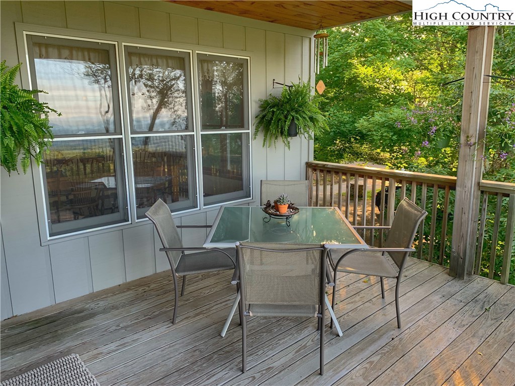 210-212 Upper Grouse Ridge Road Beech Mountain, NC 28604 - Photo 31 of 33 Gallery Image 31