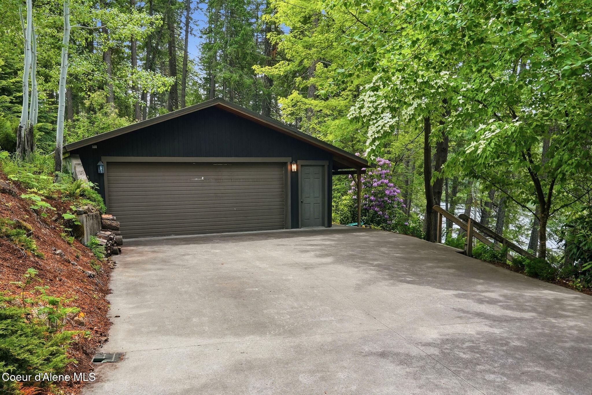 3337 South Lands End Road Coeur D'Alene, ID 83814 - Photo 40 of 49 67_Inside-Media-Lands-72