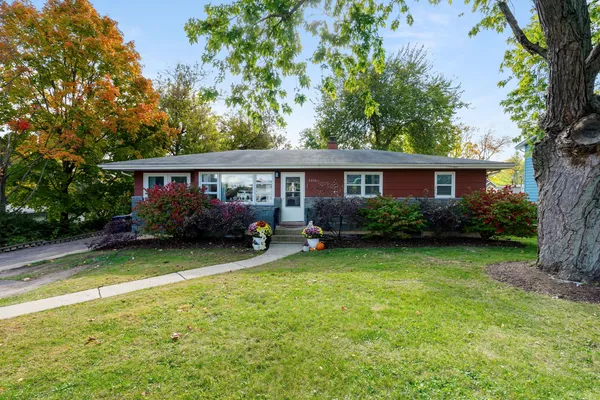$319,000 | 5010 North Westwood Drive, McHenry, IL 60051