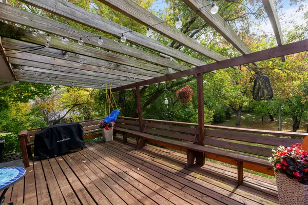 $319,000 | 5010 North Westwood Drive, McHenry, IL 60051