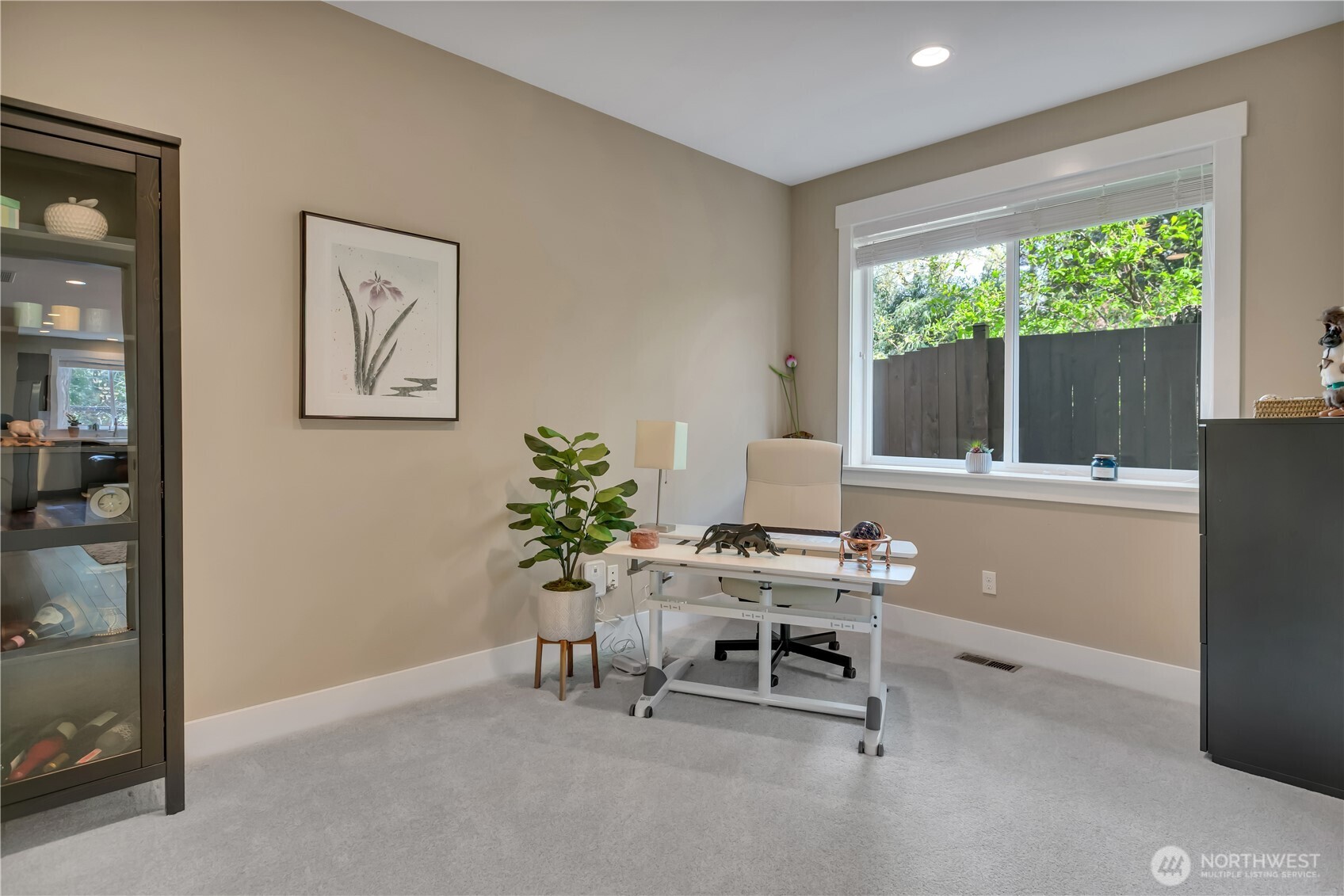 13430 Patriot Way Renton, WA 98059 - Photo 13 of 40