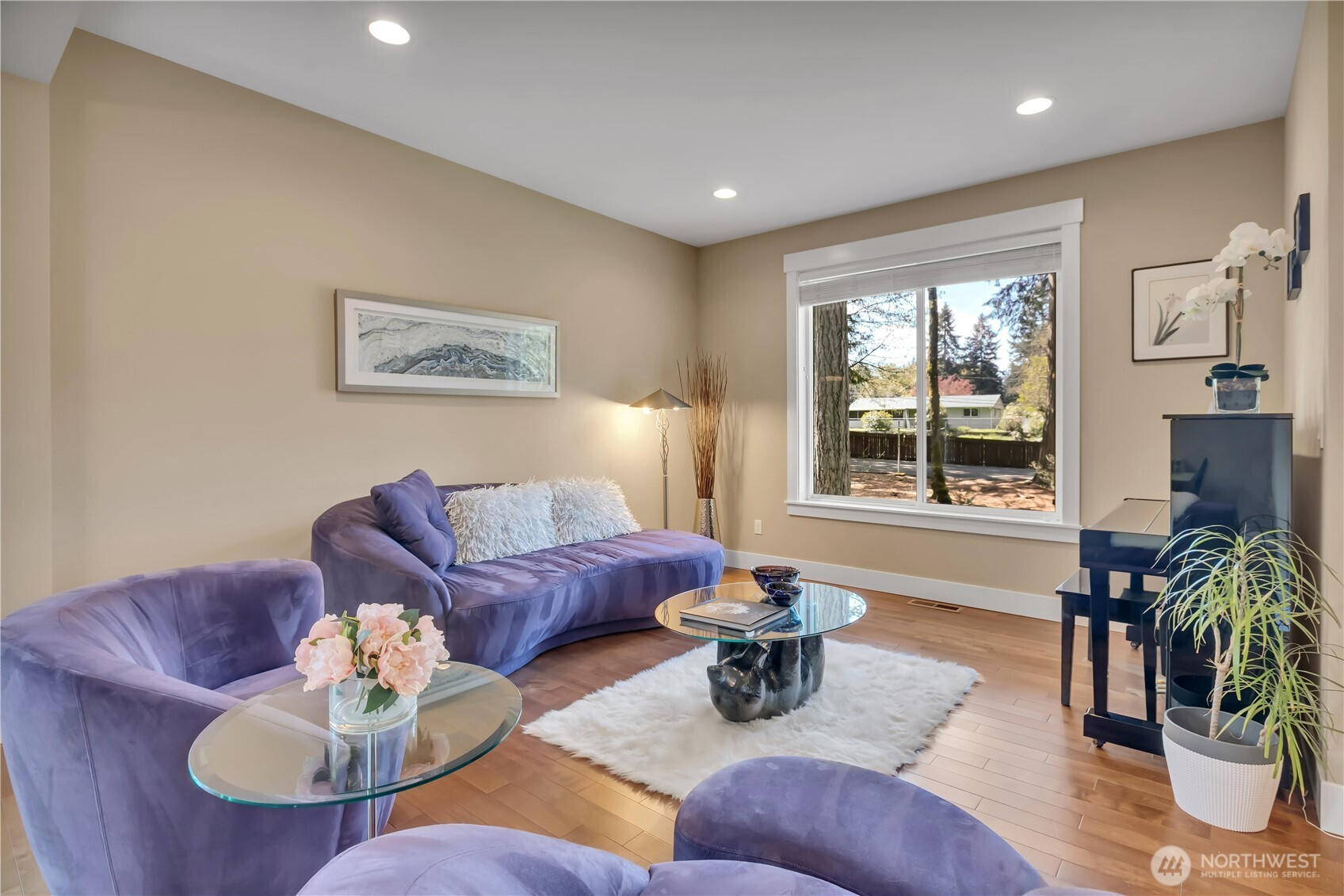 13430 Patriot Way Renton, WA 98059 - Photo 3 of 40