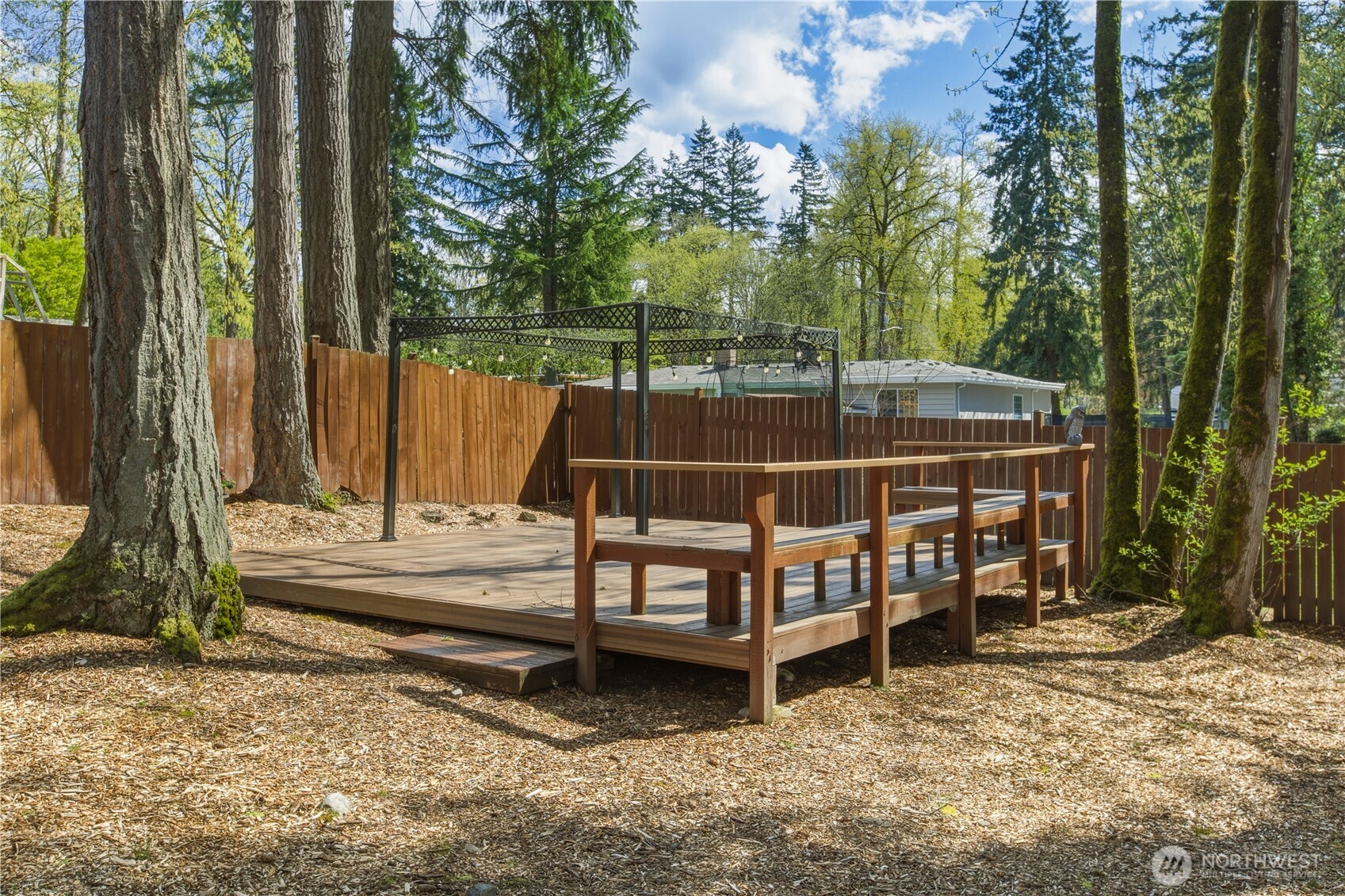 13430 Patriot Way Renton, WA 98059 - Photo 34 of 40