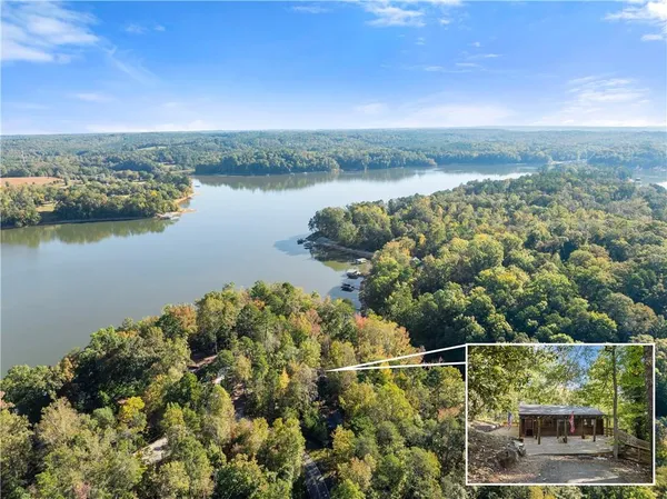 $374,999 | 773 Shorewood Circle, Toccoa, GA 30577