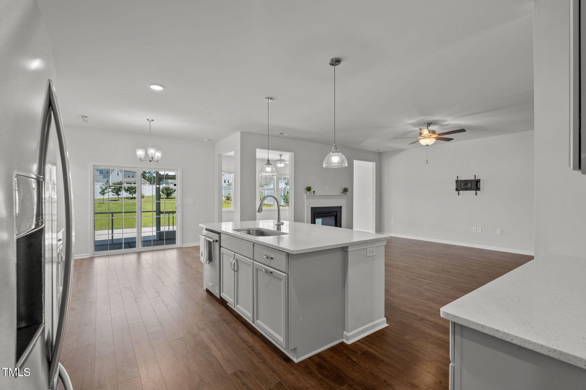 131 Sandy Springs Road Aberdeen, NC 28315 - Photo 13 of 61 Kitchen (a)_Family_Open Concept