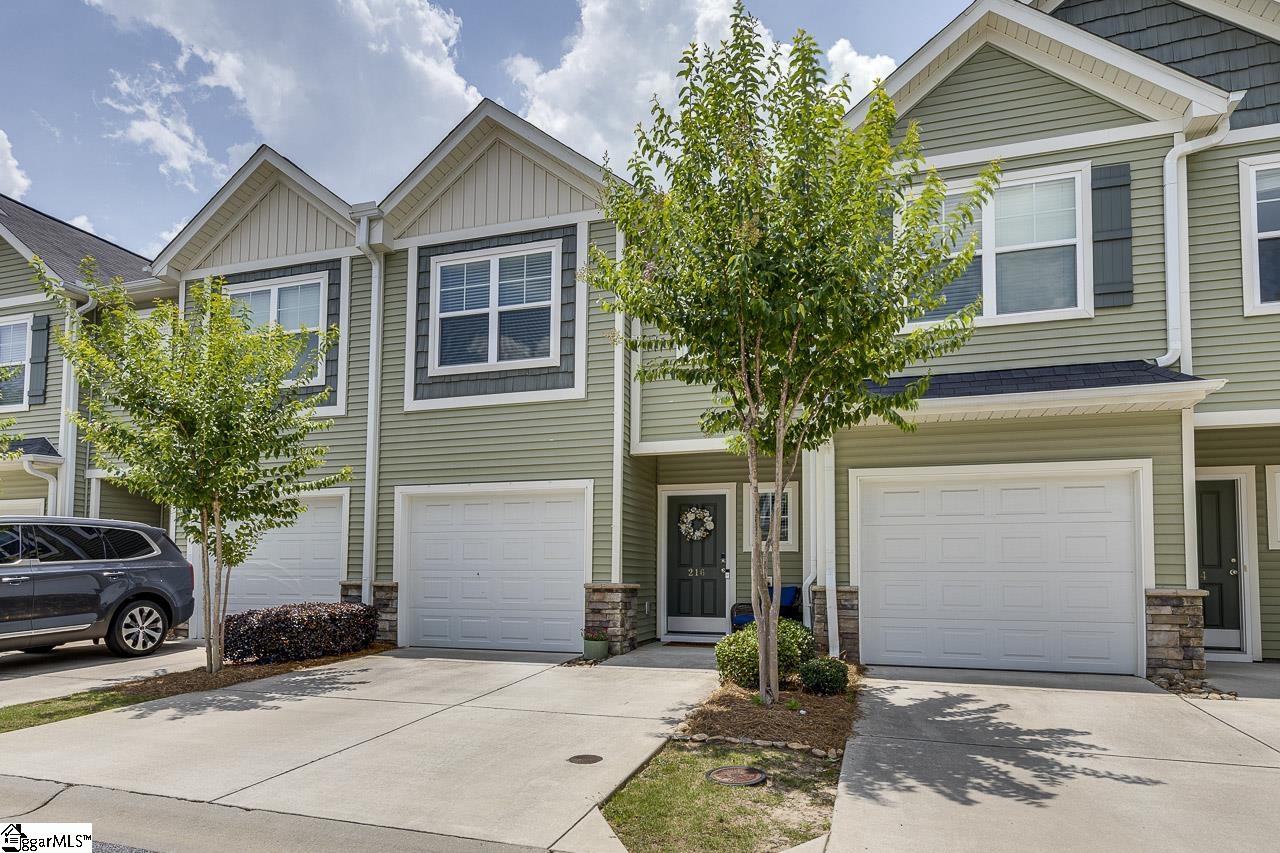 216 Button Willow Street Taylors, SC 29687 - Photo 2 of 35