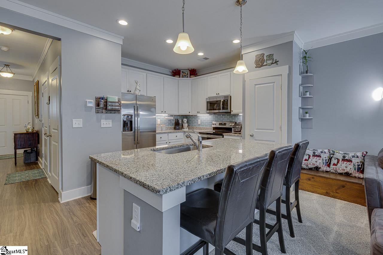 216 Button Willow Street Taylors, SC 29687 - Photo 9 of 35