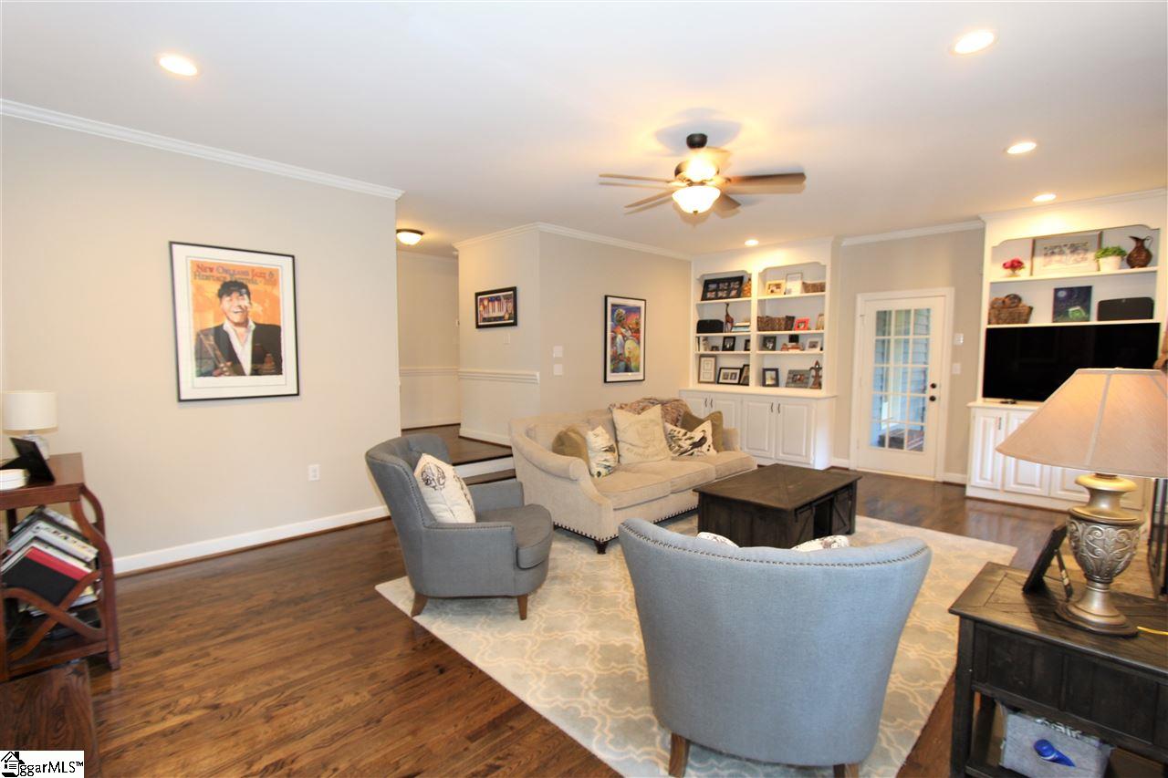 202 Ricelan Drive Simpsonville, SC 29681 - Photo 4 of 36 Gallery Image 4