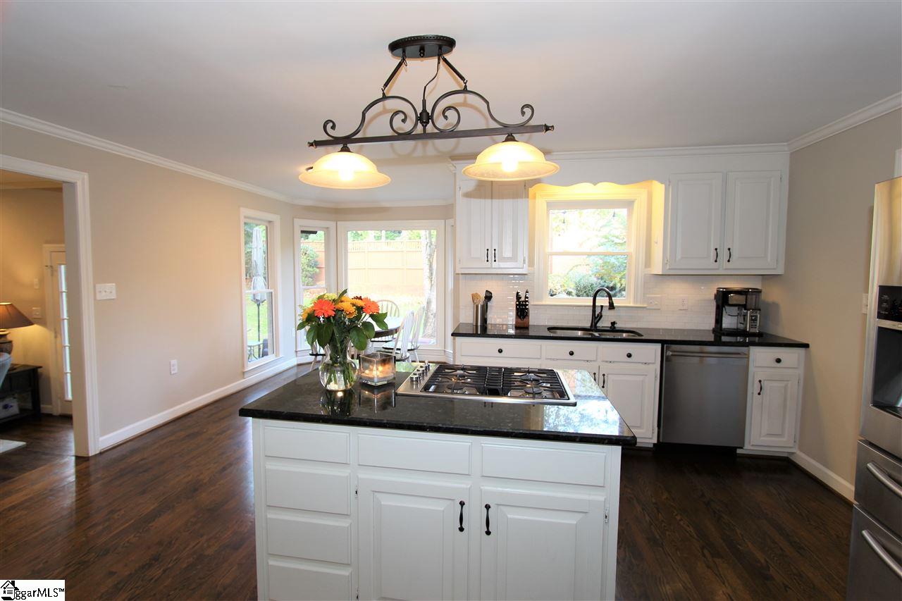 202 Ricelan Drive Simpsonville, SC 29681 - Photo 9 of 36 Gallery Image 9