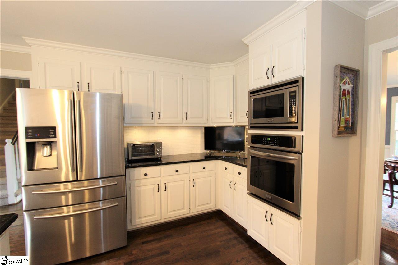202 Ricelan Drive Simpsonville, SC 29681 - Photo 10 of 36 Gallery Image 10