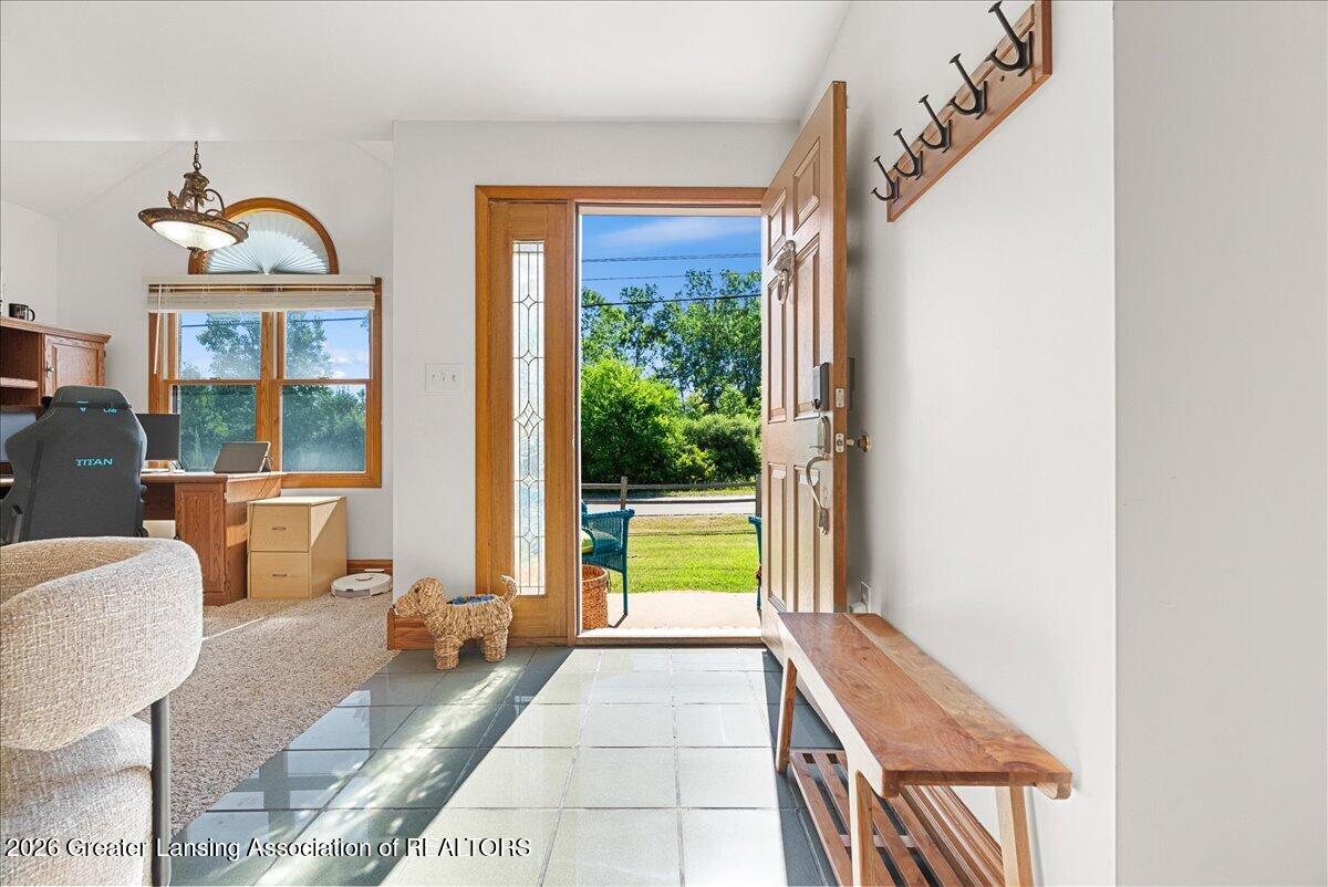 1300 South Canal Road Lansing, MI 48917 - Photo 5 of 53 09-Media Jett -22