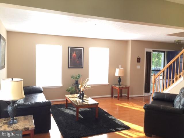 7309 Friendship Road Clinton, MD 20735 - Photo 5 of 17 Living Room.