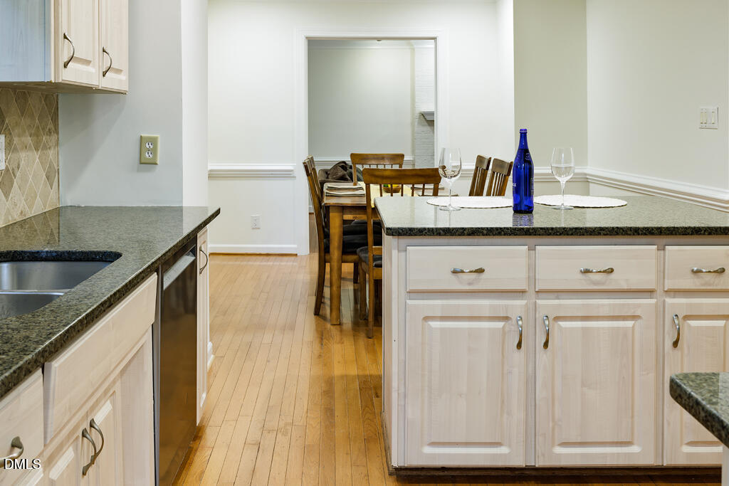 6512 Bakersfield Drive Raleigh, NC 27606 - Photo 12 of 30 MLS_6512 Bakersfield-30