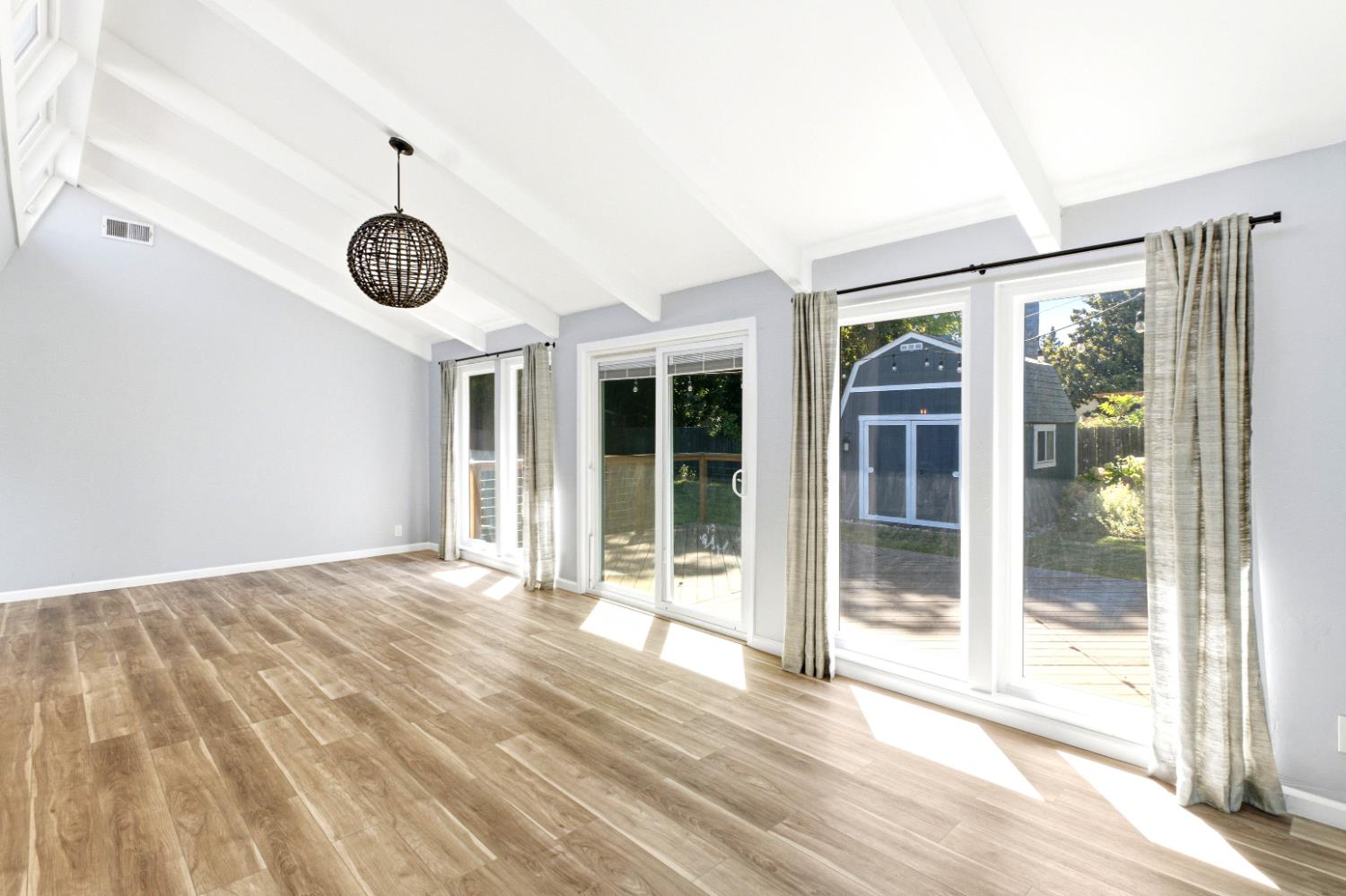 6860 Pocket Road Sacramento, CA 95831 - Photo 20 of 58 Gallery Image 20