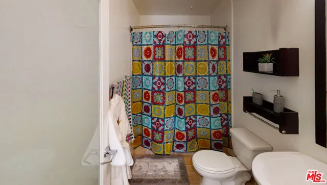 $3,300 | 901 South Broadway, Unit 402, Los Angeles, CA 90015