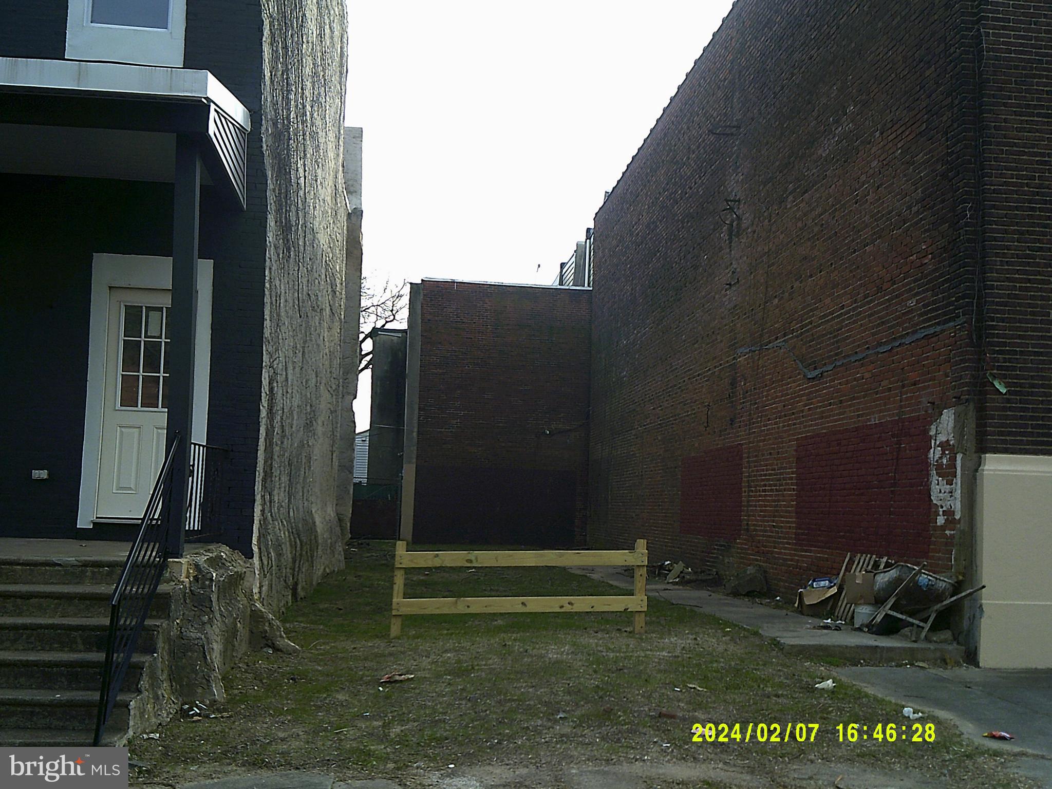 a view of outdoor space