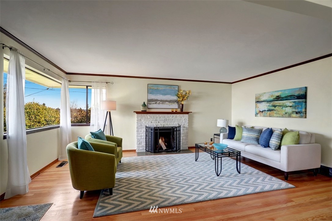 349 North 77th Street Seattle, WA 98103 - Photo 3 of 23 Gallery Image 3