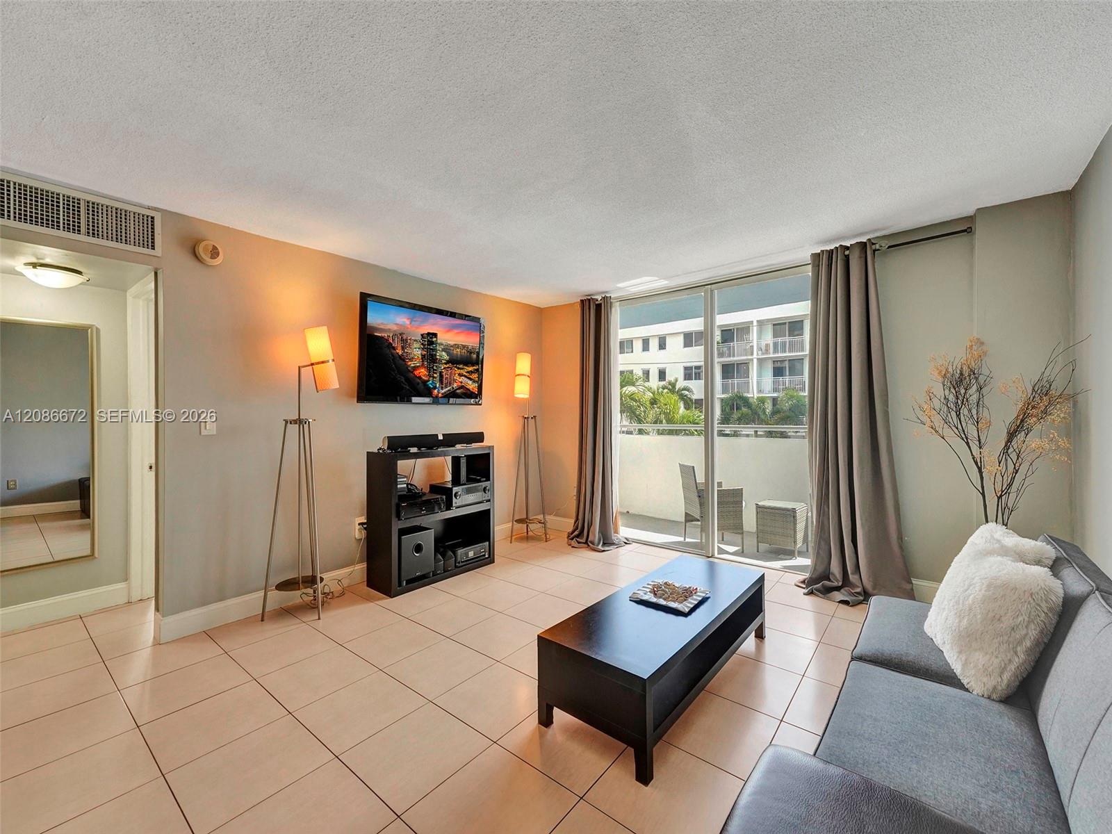 1658 Bay Road, Unit 303 Miami Beach, FL 33139 - Photo 11 of 42 Gallery Image 11