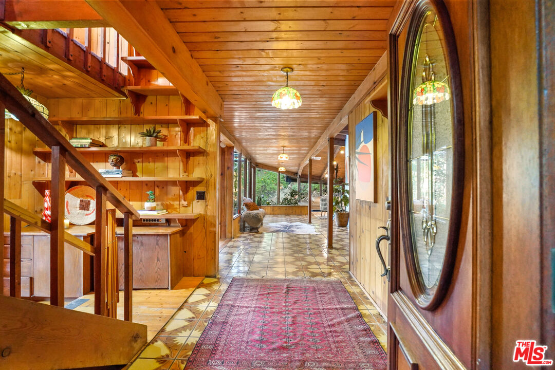 20881 Waveview Drive Topanga, CA 90290 - Photo 5 of 54