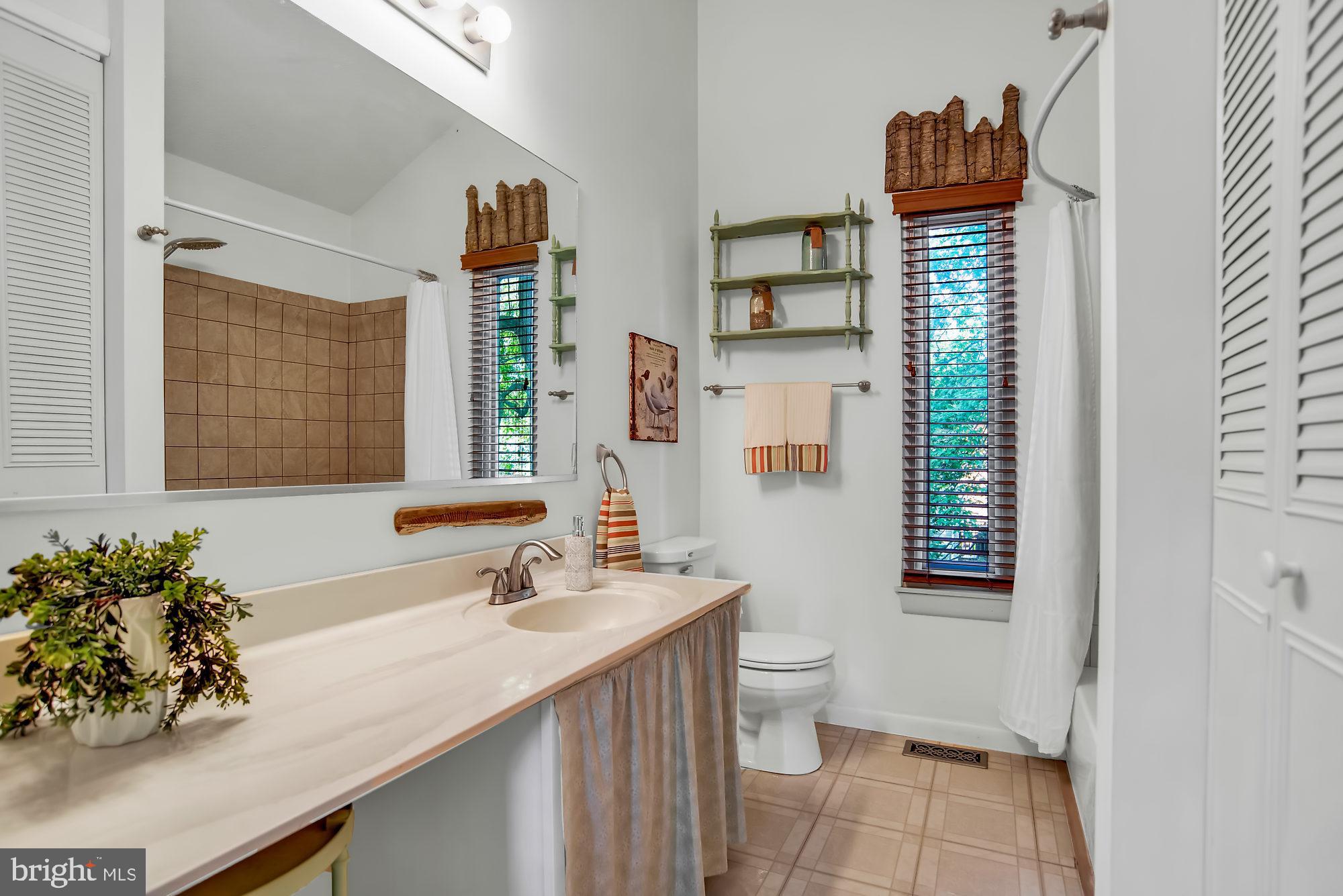 1743 Ridgely Road Edgewater, MD 21037 - Photo 15 of 25